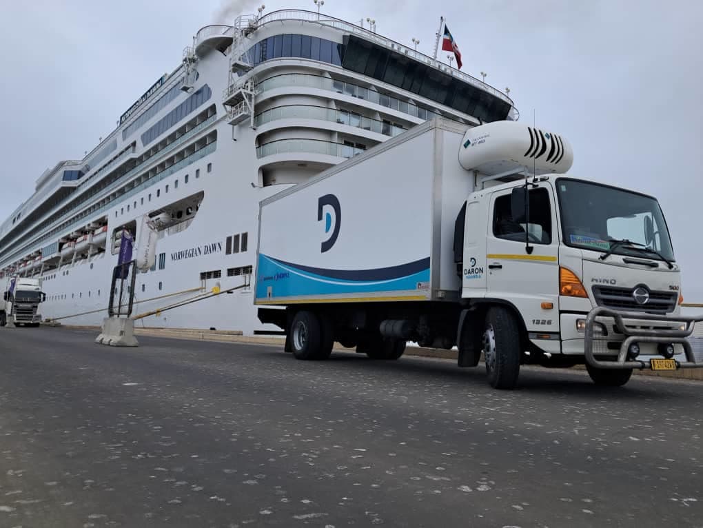 Daron truck delivering provisions to a cruise ship